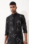 Son of A Noble Snob_Black Linen Printed To Evans Kurta Pant Set  _at_Aza_Fashions