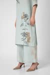 Buy_KAVERI_Blue 100% Linen Embroidered Thread V Neck Floral Kurta And Pant Set  _Online_at_Aza_Fashions