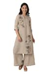 Buy_KAVERI_Beige 100% Linen Embroidered Thread V Beaten Metal Kurta And Pant Set  _Online_at_Aza_Fashions