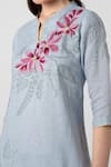 KAVERI_Blue 100% Linen Notched Shaded Flower Screen Print Kurta And Pant Set  _Online_at_Aza_Fashions