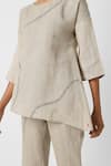 Buy_KAVERI_Grey 100% Linen Placement Hand Screen Forest Wiggle Top With Pant  