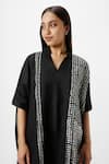 Buy_Kaveri_Grey 100% Linen Print Foil V Neck Forest Land Boxy Top With Pant 