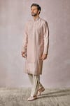 Buy_Tarun Tahiliani_Pink Silk Embroidery Geometric Floral Kurta With Salwar _at_Aza_Fashions