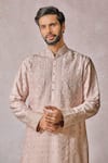 Tarun Tahiliani_Pink Silk Embroidery Geometric Floral Kurta With Salwar _at_Aza_Fashions