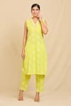 Samyukta Singhania_Yellow Pure Cotton Printed Bouquet V Neck Kurta And Trouser Set _at_Aza_Fashions