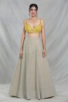 Samyukta Singhania_Beige Sandwich Sequin Embroidery Cutdana Sweetheart Neck Embellished Lehenga Set _Online_at_Aza_Fashions