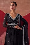 Buy_Jigar Mali_Black Chanderi Hand Work Bead Plunge V Neck Embroidered Anarkali Set 