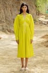 Buy_Raasa_Green Cotton Muslin Solid Collar Neck Lace Tie Up Midi Dress  _at_Aza_Fashions