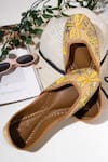 Buy_Azora_Gold Rafia Dragonfly Embroidered Juttis _at_Aza_Fashions