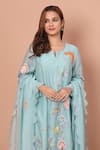 Buy_Shetab Kazmi_Blue Mul Chanderi Embroidered Tukri Work Patchwork Floral Kurta Palazzo Set 