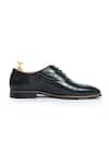 Vantier_Black Crocodile Textured Bruno Oxford Croc Leather Shoes _Online_at_Aza_Fashions