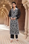 Buy_Aariyana Couture_Black Kurta Silk Chanderi Embroidered Floral Vine Shirt Collar And Pant Set_at_Aza_Fashions