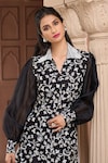 Buy_Aariyana Couture_Black Kurta Silk Chanderi Embroidered Floral Vine Shirt Collar And Pant Set