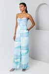 Buy_Vedika M_Blue Satin Chiffon Printed Abstract Sweetheart Neck Strapless Jumpsuit  _at_Aza_Fashions