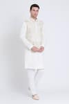 Buy_Arun verma_Ivory Linen Embroidered Resham Kurta With Pant 