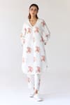 Buy_Cotton and Clay_White Cotton Hand Block Printed Floral V Neck Kurta And Trouser Set _at_Aza_Fashions