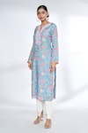 Buy_Gopi Vaid_Blue Cotton Silk Printed Floral Notched Straight Kurta _Online_at_Aza_Fashions