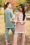 SUMMER BY PRIYANKA GUPTA_Pink Georgette Embroidered Floral Round Harvest Kurta And Pant Set _Online_at_Aza_Fashions