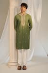 Buy_Soniya G x AZA_Green Handloom Embroidered Floral Kurta Set _at_Aza_Fashions