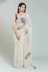 Buy_Samyukta Singhania_Beige Georgette Handpaint Tulip Scallop Border Saree _at_Aza_Fashions