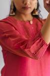 Buy_Mushio_Pink Cotton Embellished Sequin Round Gulab Threadwork Kurta