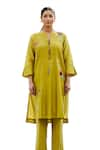 Buy_Bo tree_Green Chanderi Embroidered Floral Motif Round Botanical Bliss Kurta And Pant Set 