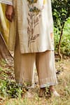 Buy_Bo tree_Beige Chanderi Embroidered Floral Motif Notched Breezy Blossom Kurta And Pant Set 