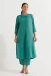 Buy_TIC_Green Cotton Slub Plain Collared Neck Victoria Straight Kurta With Pant _at_Aza_Fashions