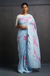 Buy_Rouka by Sreejith Jeevan_Blue Silk Embroidered Floral Contrast Saree With Unstitched Blouse Piece _at_Aza_Fashions