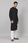 Buy_Hilo Design_Black Giza Cotton Embroidery Thread Stelo Stem Placement Kurta _Online_at_Aza_Fashions