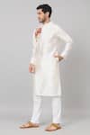 Hilo Design_Off White Semi Raw Silk Embroidery Resham Beju Gilded Floral Placement Kurta_at_Aza_Fashions