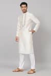 Buy_Hilo Design_Off White Semi Raw Silk Placement Embroidery Rein Placket Kurta With Pant