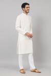 Hilo Design_Off White Giza Cotton Plain Straight Kurta With Pant_at_Aza_Fashions
