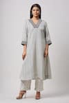 Buy_Sanjev Marwaaha_Ivory Mini Silk Hand Block Printed V Neck Kurta And Pant Set _at_Aza_Fashions