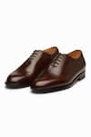 3DM LIFESTYLE_Brown Plain Wholecut Oxford Leather Shoes _Online_at_Aza_Fashions