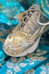 Buy_Chal Jooti_Gold Embellished The Celestial Chariot Patchwork Sneakers 