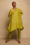 Buy_Avni Bhuva_Green Linen V-neck Remon Floral Motif Asymmetric Kurta And Pant Set _at_Aza_Fashions