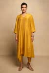 Buy_Avni Bhuva_Yellow Kurta Silk V Neck Veitri Geometric Pattern And Pant Co-ord Set _at_Aza_Fashions