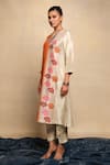 Buy_Avni Bhuva_Ivory Kurta Silk Wildbloom Striped Round Neck Daidai Pattern With Pant _at_Aza_Fashions