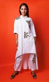 Buy Richaa Goenka White Cotton Sequins, Embroidery Collared Asymmetric Kurta With Pant at Aza Fashions Buy_Richaa Goenka_White Cotton Sequins, Embroidery Collared Asymmetric Kurta With Pant _at_Aza_Fashions