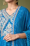 Samyukta Singhania_Blue Georgette Printed Leheriya V Neck Anarkali With Dupatta _at_Aza_Fashions