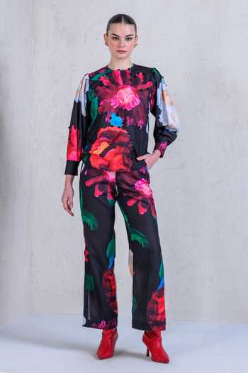 Buy_The Dramebaaz CO_Black Art Twill Printed Scarlet Garden Round Neck Top And Pant Set _at_Aza_Fashions