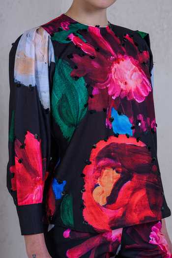 The Dramebaaz CO_Black Art Twill Printed Scarlet Garden Round Neck Top And Pant Set _Online_at_Aza_Fashions