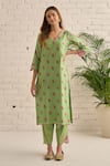 Buy_Bhawna Sethi_Green Kurta Pure Cotton Chanderi Printed Floral V Neck Primrose Set _Online_at_Aza_Fashions