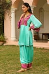 Buy_Bhawna Sethi_Green Pure Satin Georgette Embroidered Zari V Tiffany Yoke Kurta With Salwar_Online_at_Aza_Fashions