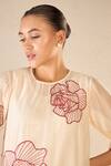 Buy_Shivani Bhargava_Red Kurta And Dupatta Chanderi Embroidered Rose Ballad Floral Pattern Pant Set 