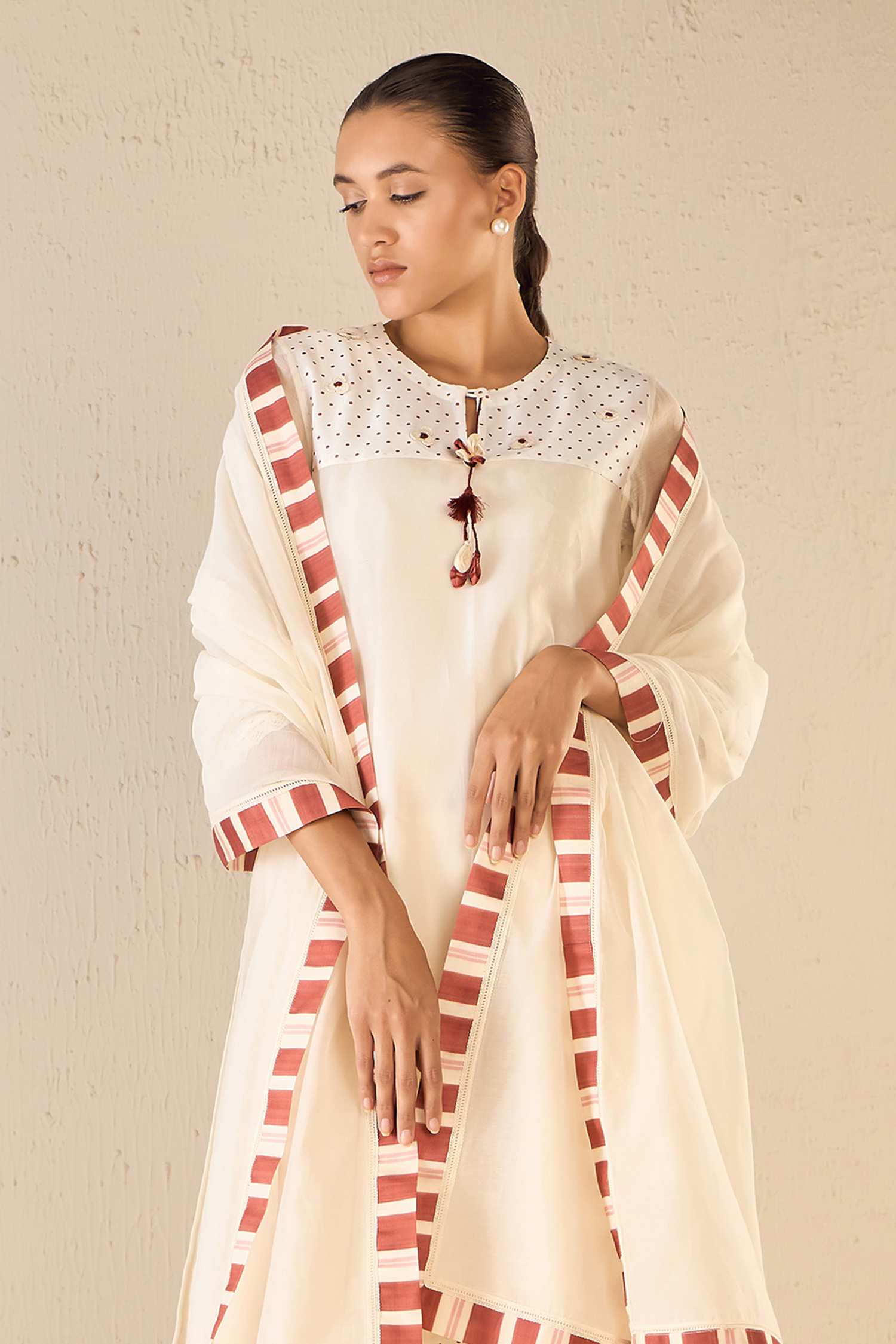 Shivani Bhargava_Ivory Kurta And Dupatta Chanderi Printed Polka Dot Round Pattern Pant Set _at_Aza_Fashions