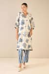 Buy_Shivani Bhargava_Blue Chanderi Lining Cotton Print Floral Fantasy V Neck A-line Kurta _Online_at_Aza_Fashions