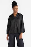 Buy_PERONA_Black Cotton Solid Collared Cynthia Shirt _Online_at_Aza_Fashions