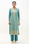 Samyukta Singhania_Blue Kurta Tissue Jacquard Floral Round Neck Flower Vine Pattern Pant Set _Online_at_Aza_Fashions